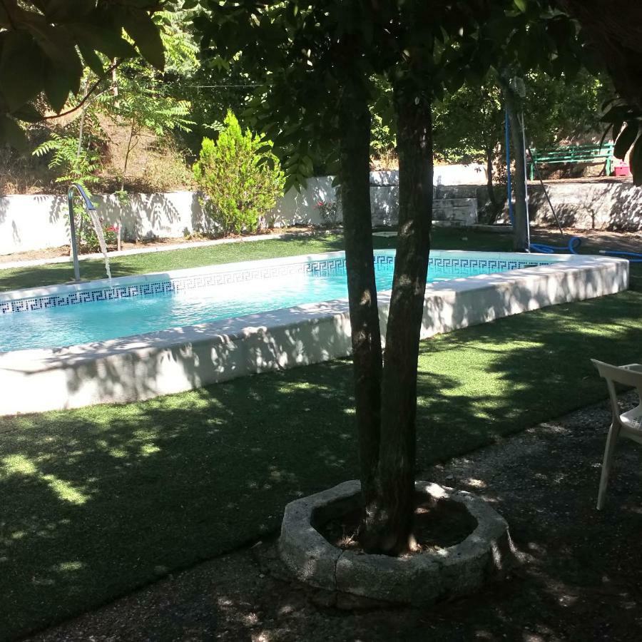 سوتيلو دي لا أدرادا Hostal El Venero المظهر الخارجي الصورة